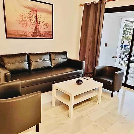 Puerto Banus, 2 Rooms, Pool And Private Parking. Lejlighed Marbella