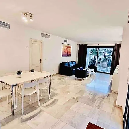 Puerto Banus, 2 Rooms, Pool And Private Parking. アパート *